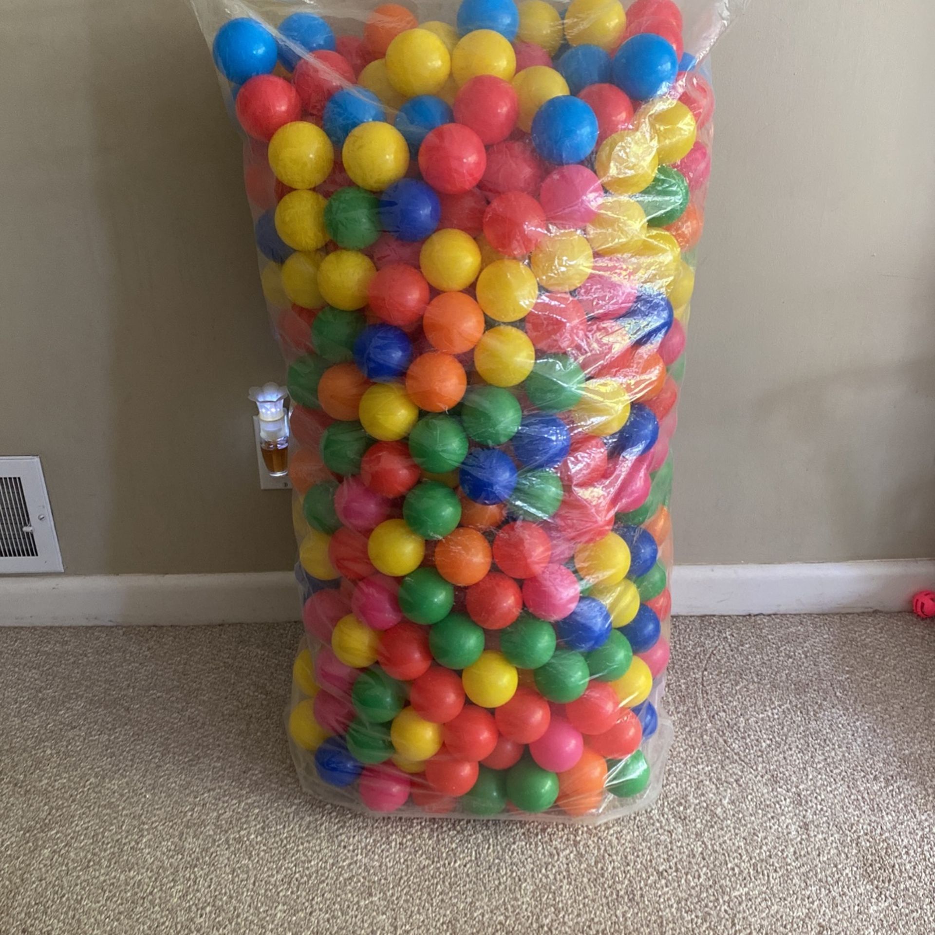 Click N' Play 400 Plastic Balls