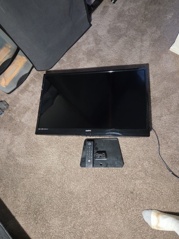 40" Sanyo Tv