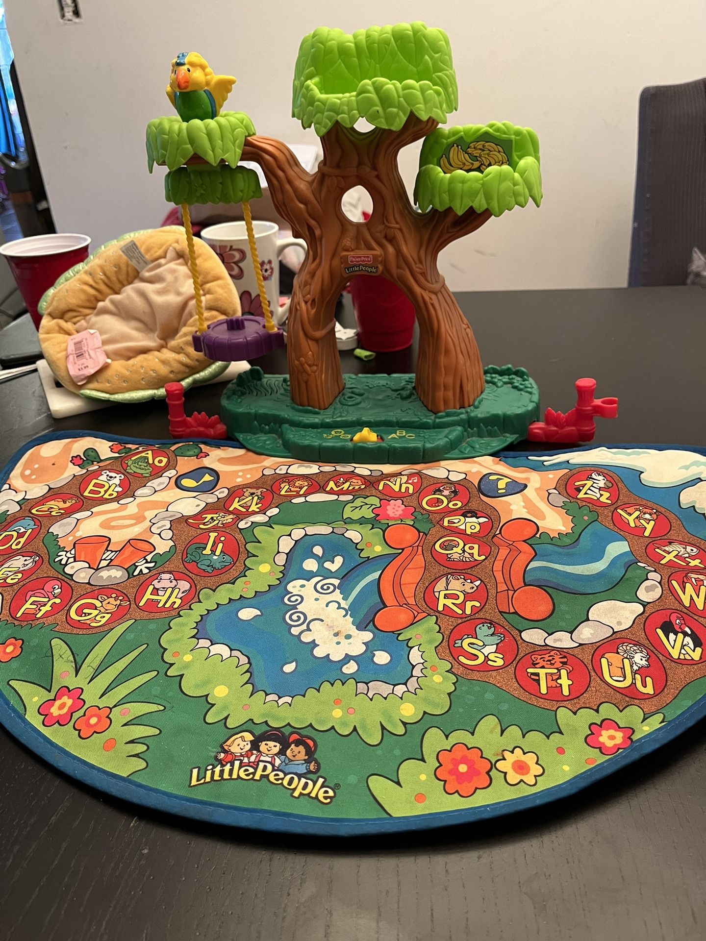 Fisher Price Little People A to Z Learning Zoo Animal Treehouse