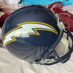 Riddlle Charger Helmet 