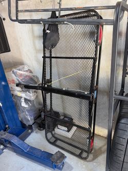 Pro Series hitch cargo carrier with light kit