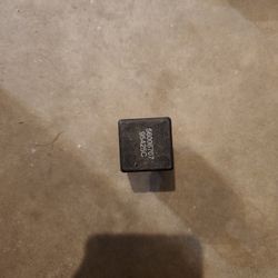 Dodge Chrysler (contact info removed)7 OEM Relay

