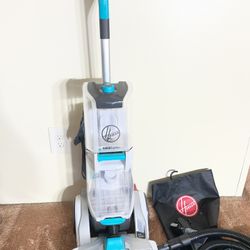 Hoover carpet Cleaner. Like New
