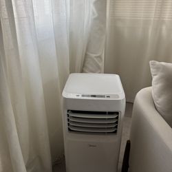 Midea AC Unit - Great Condition & Quiet