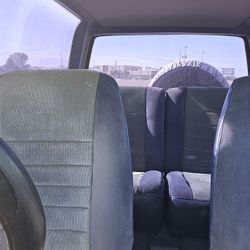 1985 Bronco ll   Blue/White 2.8L