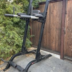 FITNESS REALITY X Class High Capacity Multi Function Power Tower for Sale in South Pasadena CA OfferUp