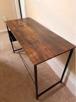 Rustic Brown Computer Desk – Like New