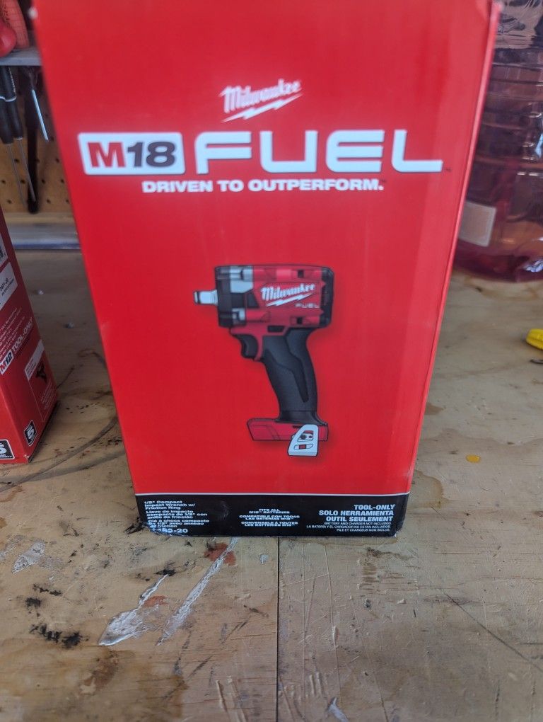 Milwaukee Impact M18