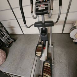 Pro Form ELLIPTICAL 