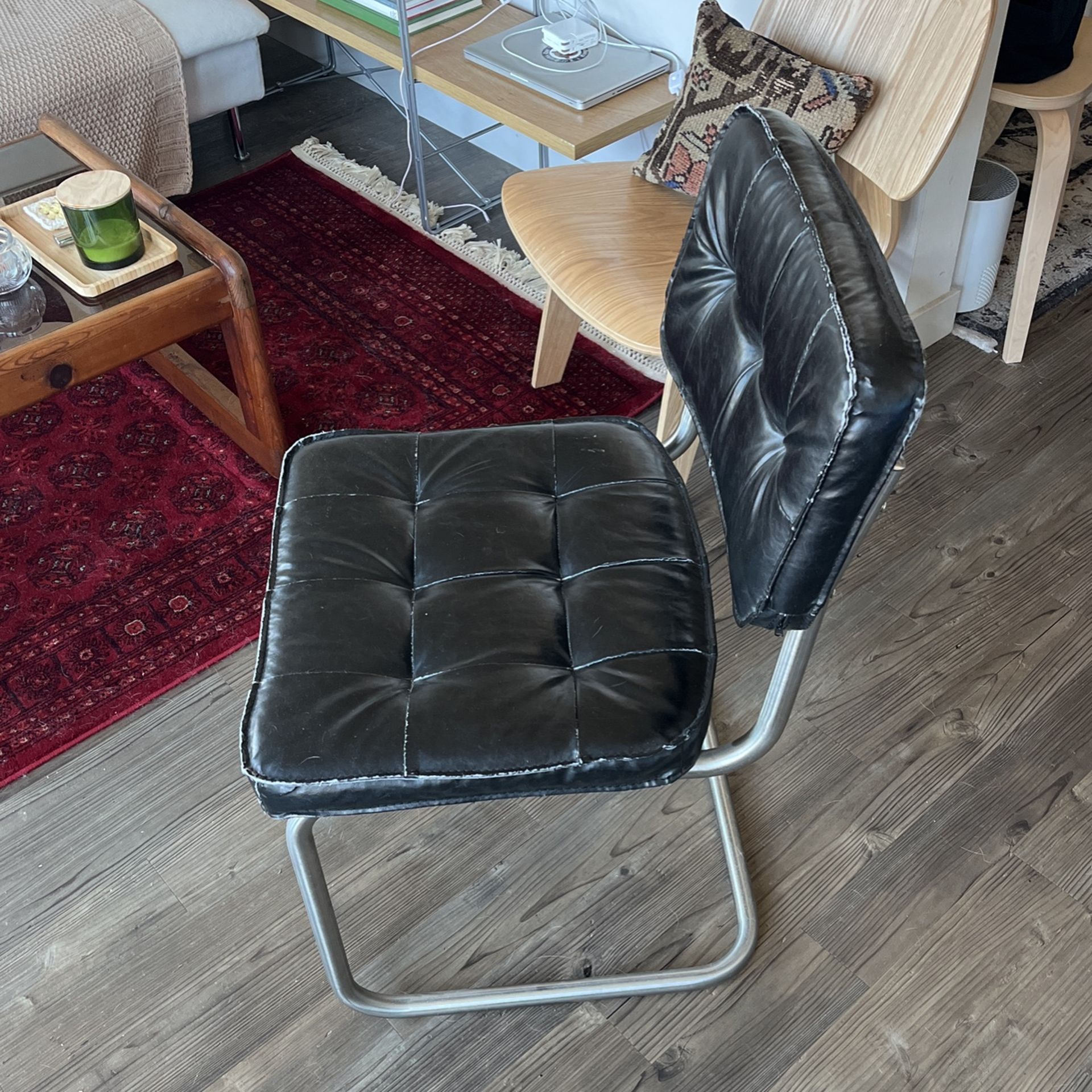 Vintage Chair - Read Description 