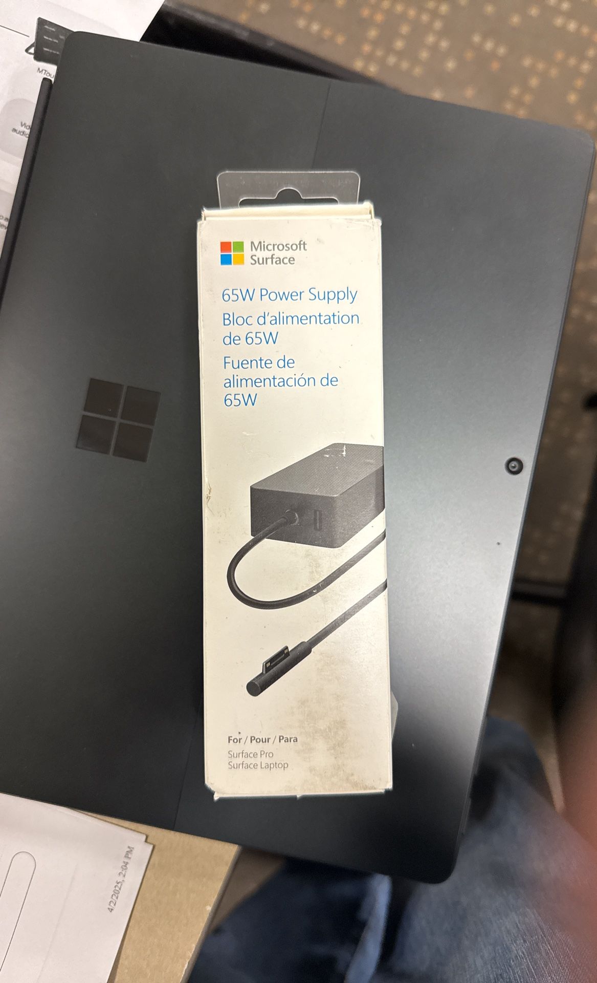 Microsoft surface Power Supply