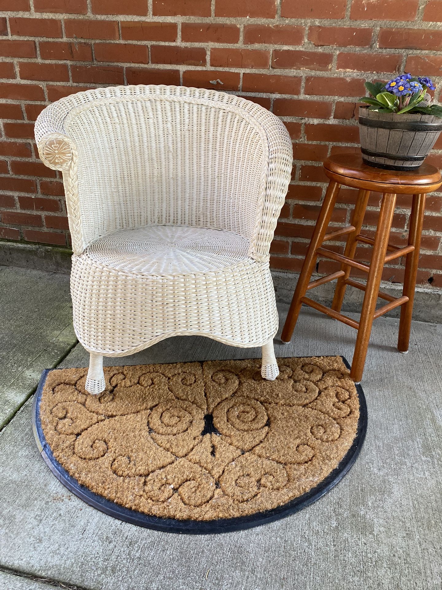 Wicker Chair In Antique White