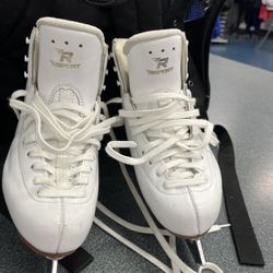 Risport Figure Skates RF3 Pro 220C  Mirage Blades