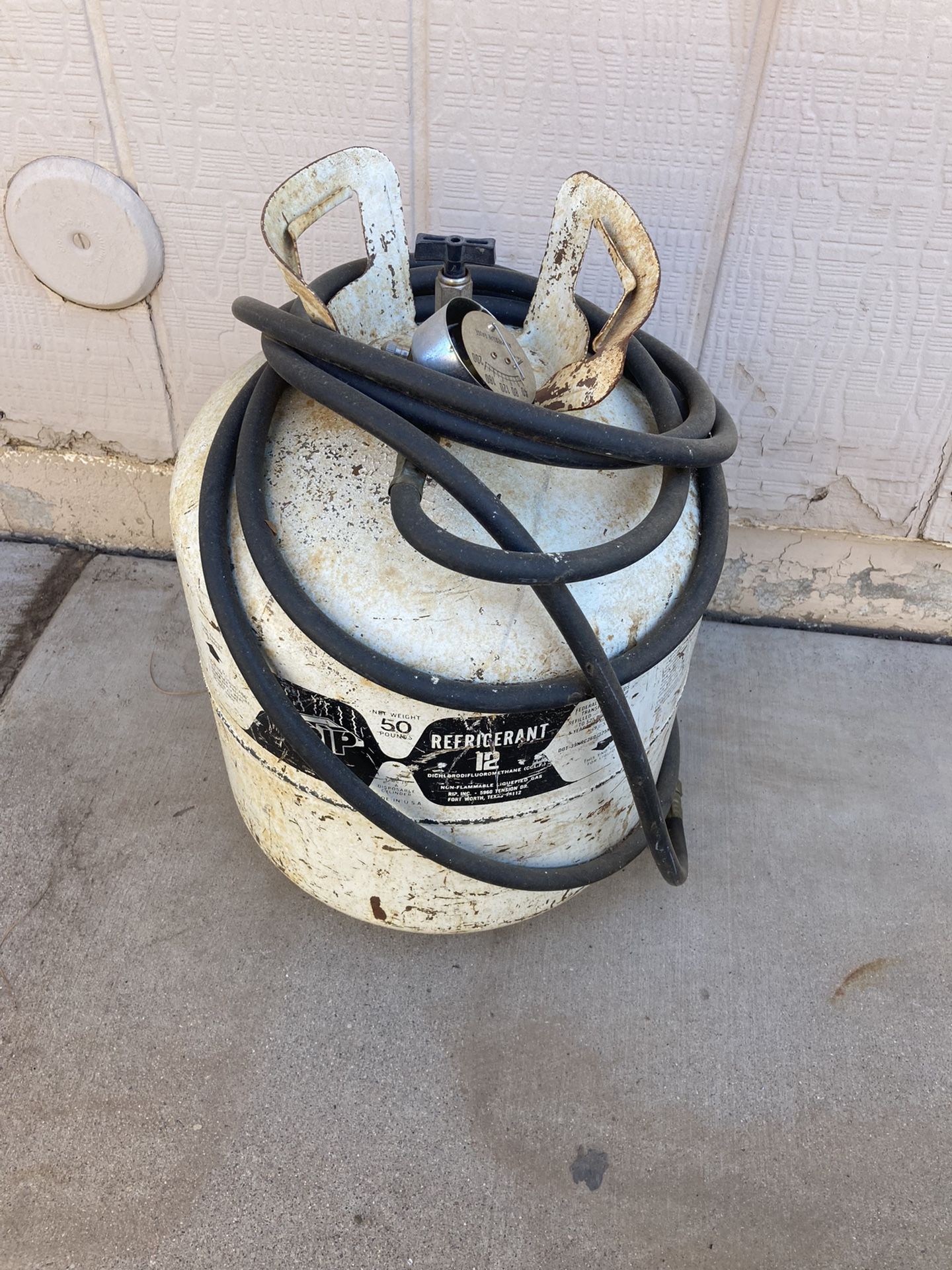 Free Empty Refrigerant Tank 