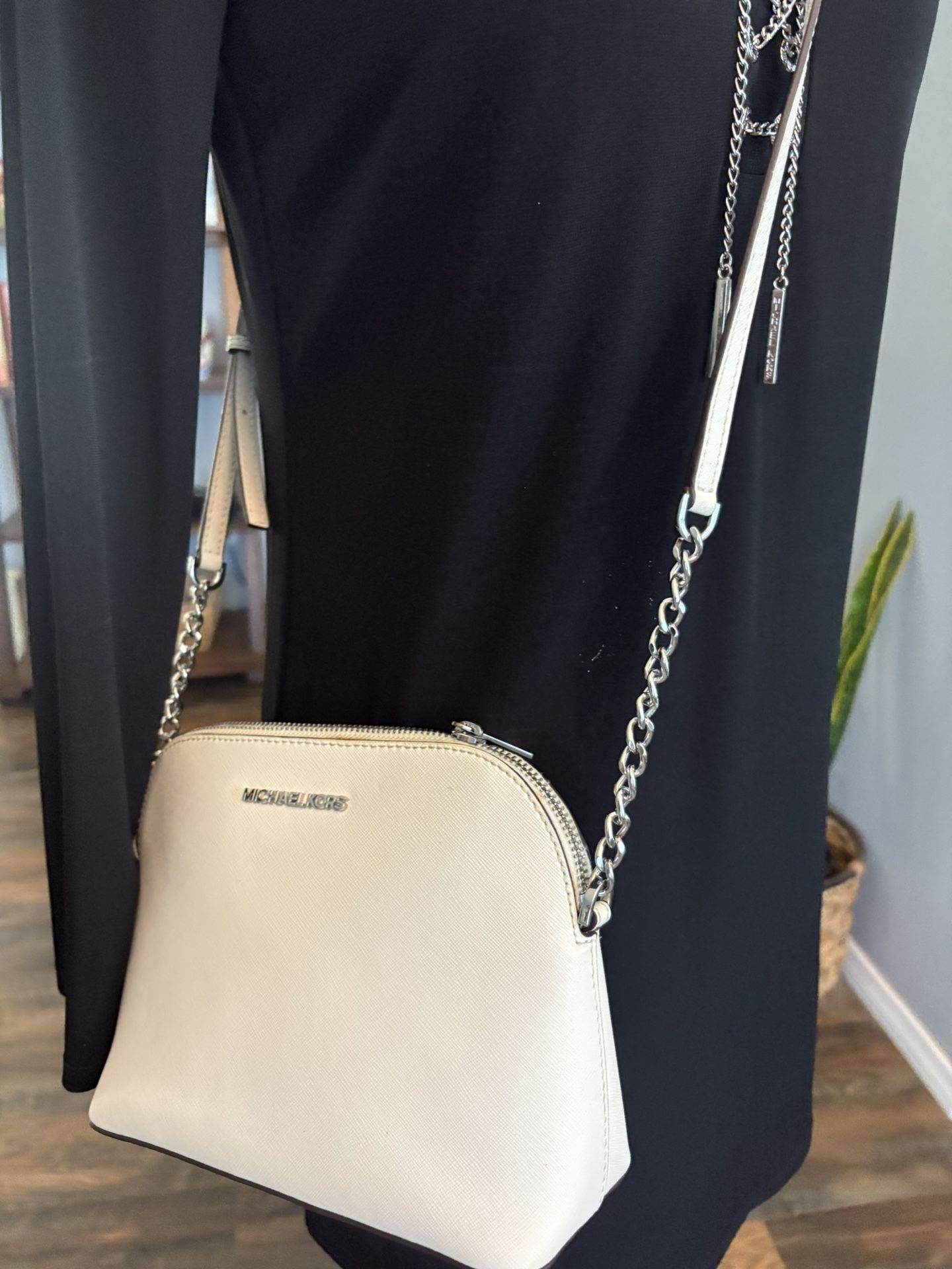 Optic White Leather Michael Kors Crossbody 