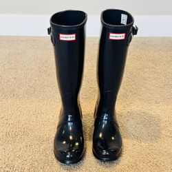 Hunter Original Tall Rain Boots – Navy gloss, Size 7 (Like New)