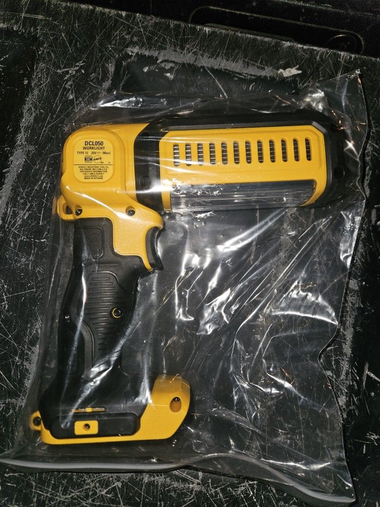 New DEWALT 20V MAX Cordless LED Hand Held Area Light (FIRM 60.00)