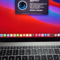 Like New MacBook Pro 13inch 2017