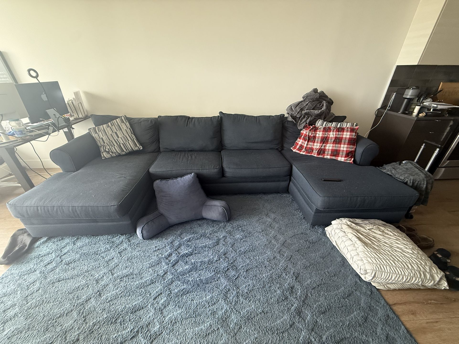 Full Sectional Couch