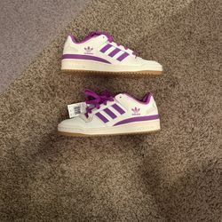 Women’s Adidas Forum Low