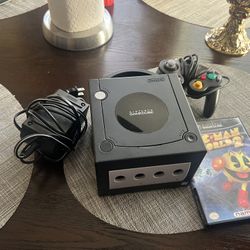 Nintendo GameCube black color one hundred percent original complete with a game of Pac Man Word 2