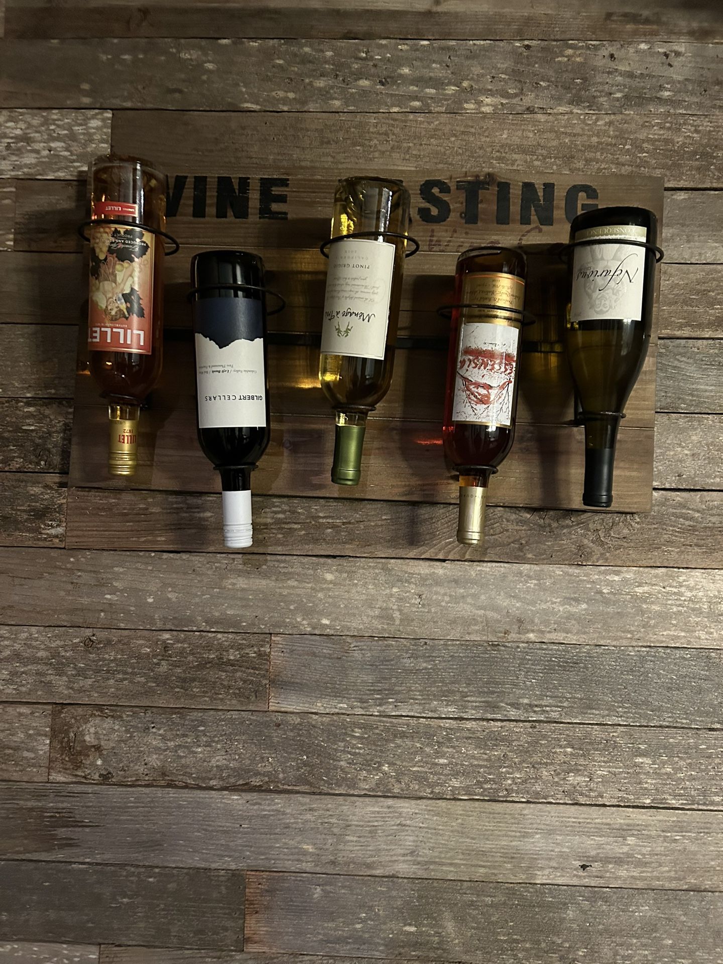 Wine rack - wall mount