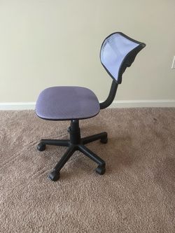 Kids Mesh Desk Chair – Excellent Condition – $10