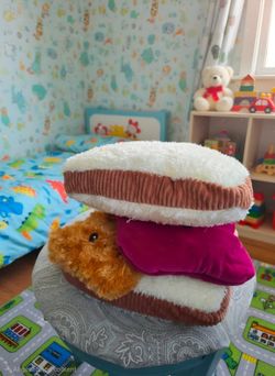 the Gigglescape 12" Stackable Peanut Butter and Jelly Sandwich