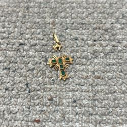 Dije Cruz Esmeraldas  ✅Oro 18k🌟