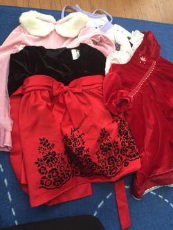 Lots of 24m-2T girl clothes