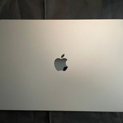 MacBook Pro 16 Inch 