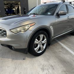 2010 Infiniti FX35 
