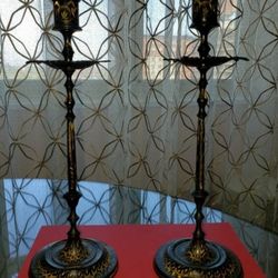 2 Black Metal Candle Holders With New Candle Sticks