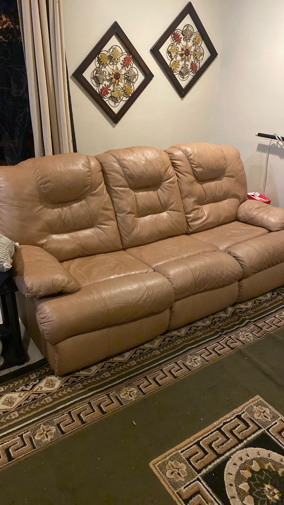 Couch / Bed / Sofa