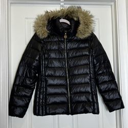 Michael Kors Black Puffer Jacket with Faux Fur Hood – Women’s M