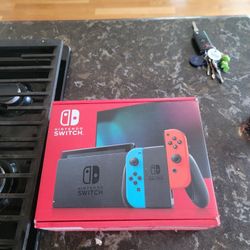 Nintendo Switch 
