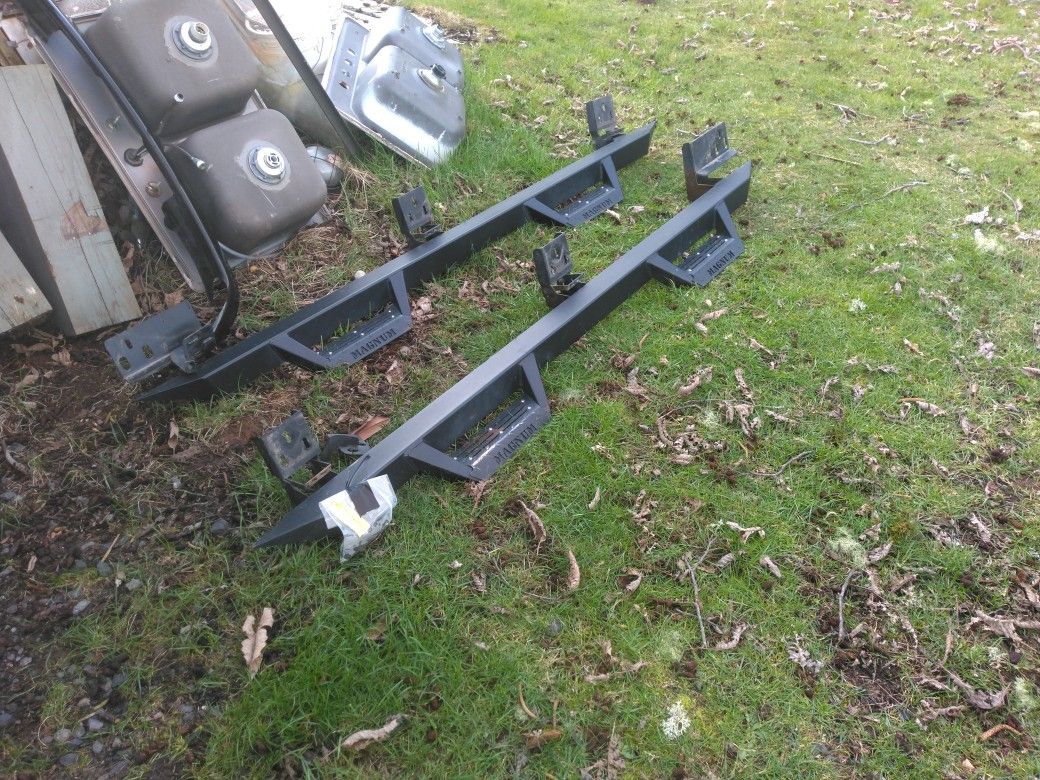 Truck Steps Bar