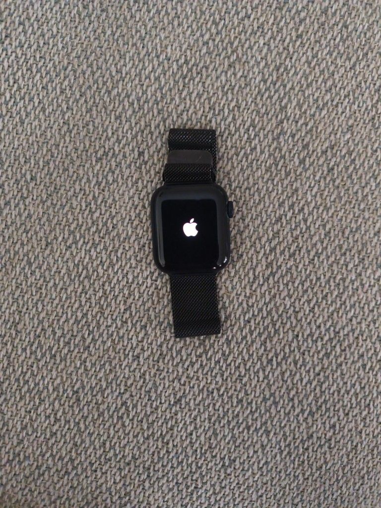 APPLE WATCH SE