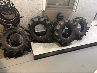 BKT Tire 30inch