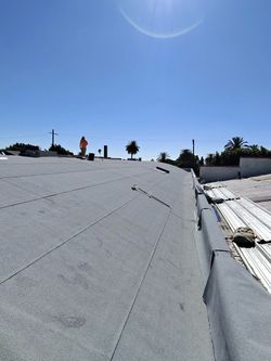 Roofing torch