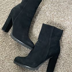 Black Heel Boots 