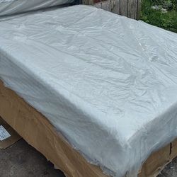 Memory Foam Queen Size Mattress (Mattress Only)