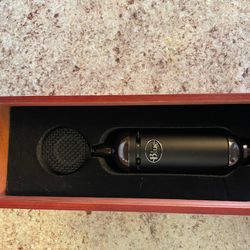 Blue Microphone Spark Sl Condenser