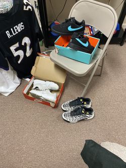 All 3 Shoes Men’s Size 10