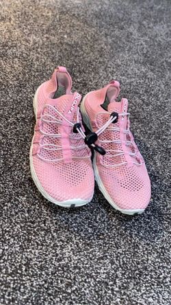 Size 8 Water Shoes