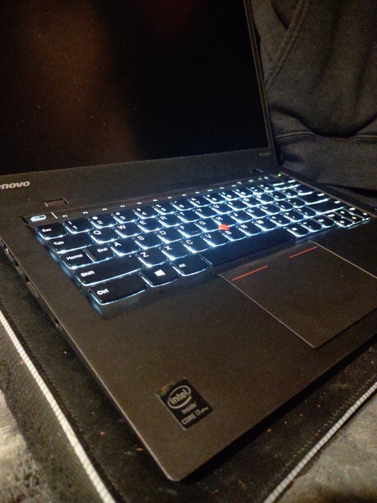 Lenovo Thinkpad X1 Carbon i7vPro 32g Ram 