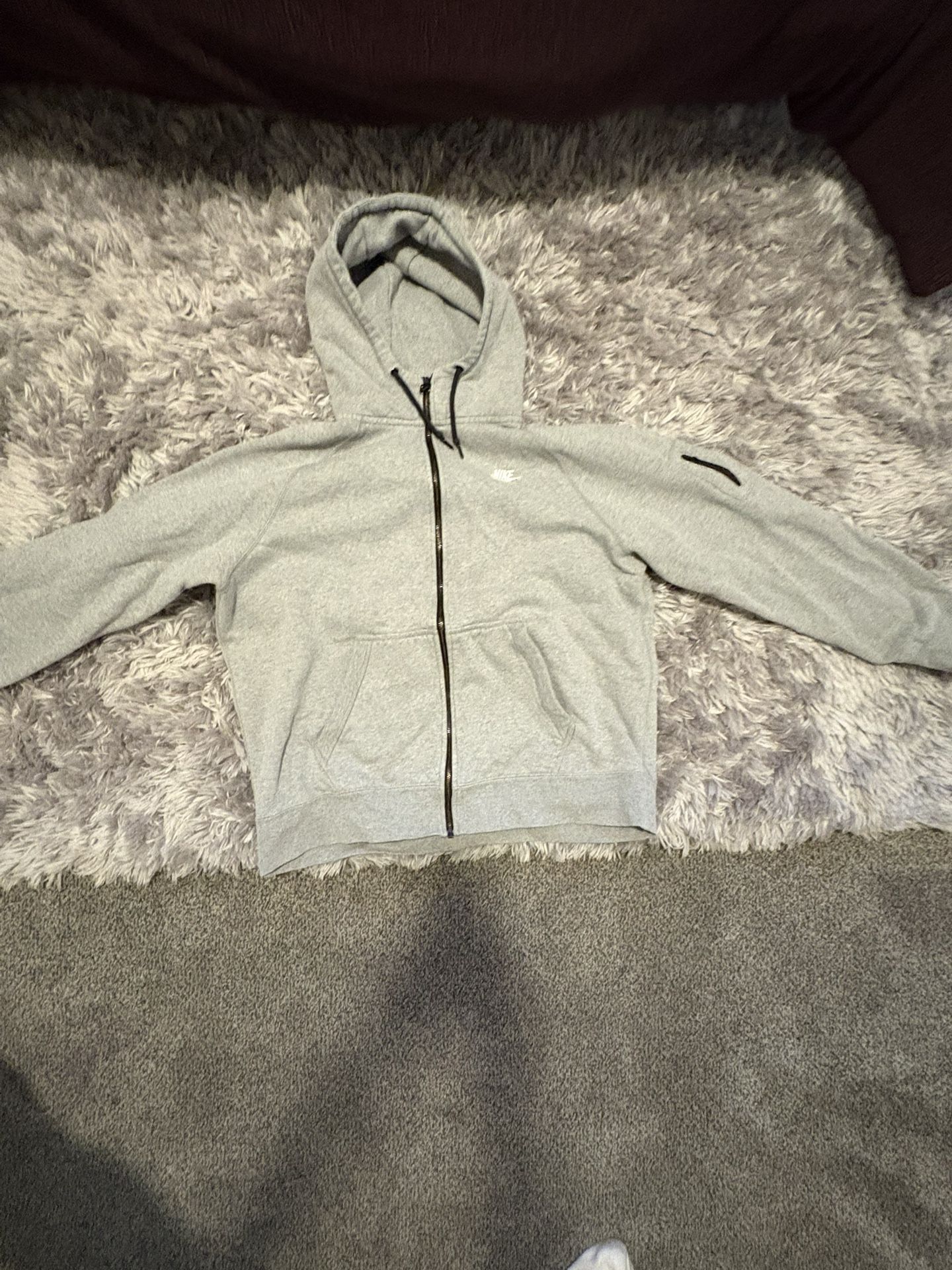 Nike L hoodie