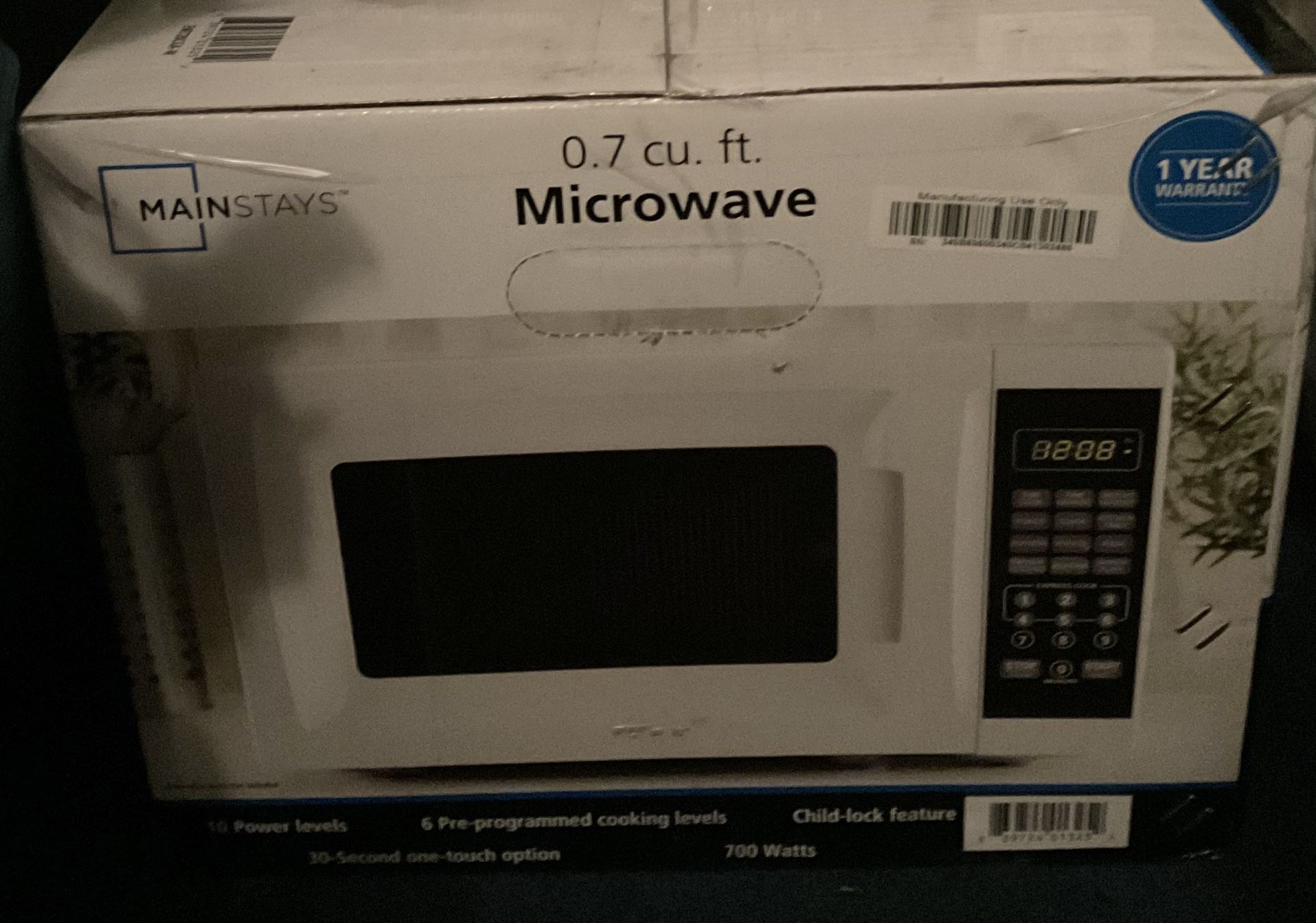 New Microwave -never Opened 
