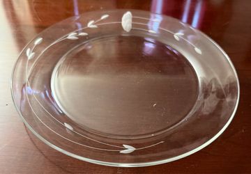 Princess House item 648, 4 Crystal dinner plates
