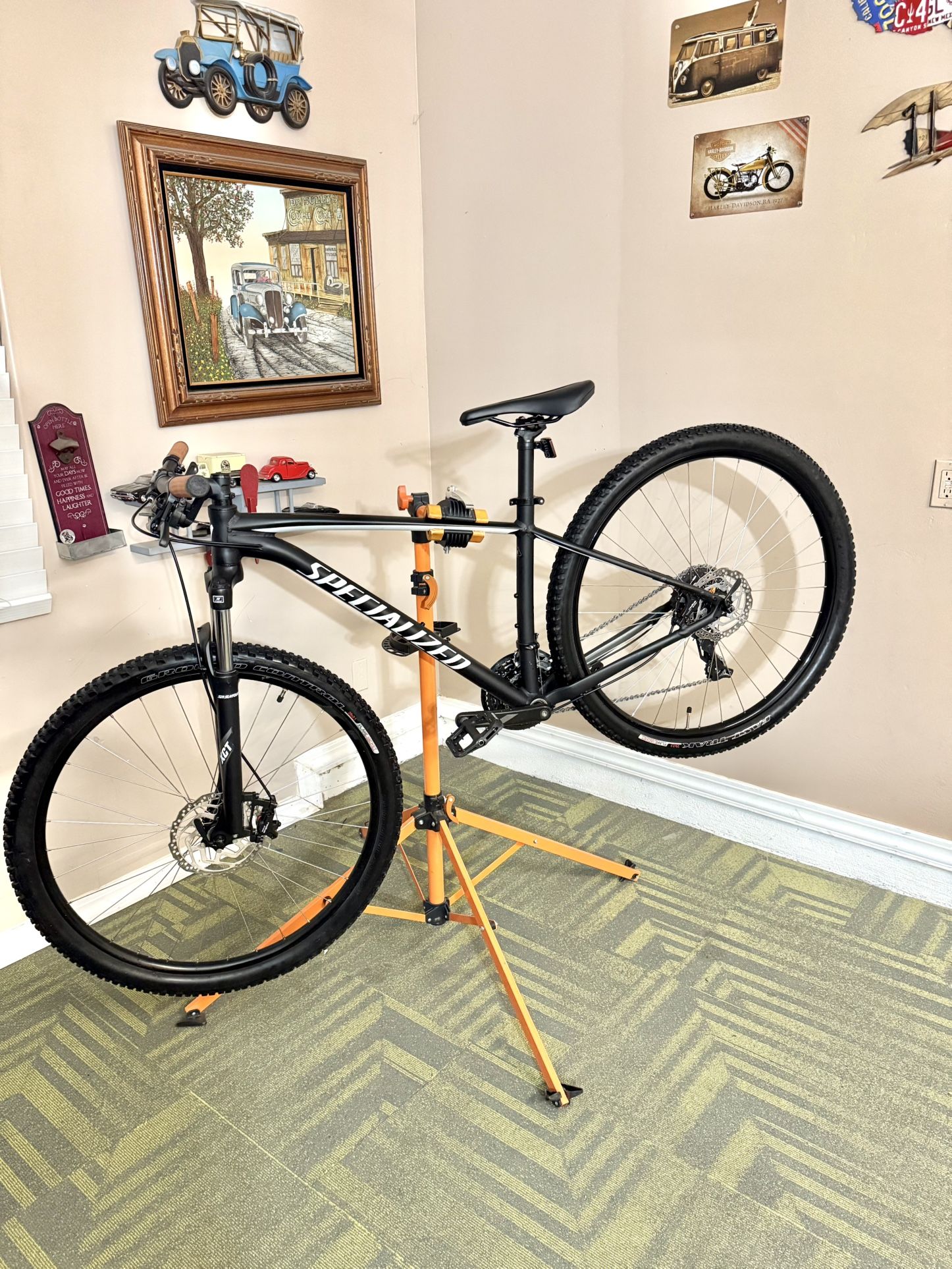 Specialized Rockhopper Mountain Bike 29”